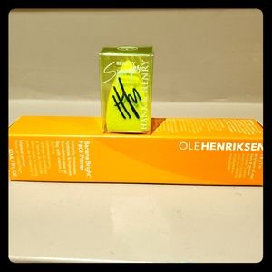 Ole Henriksen Truth Face Primer with sponge